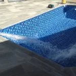 Transformação de piscina de fibra em vinil