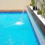 Limpar piscina de vinil